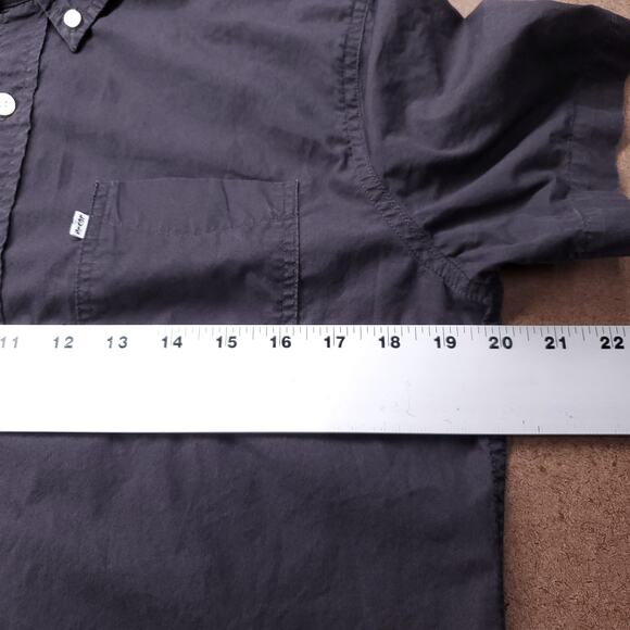 Levis Button Up Shirt Men S Black Short Sleeve Casual Streetwear Minimalist - Picture 5 of 12